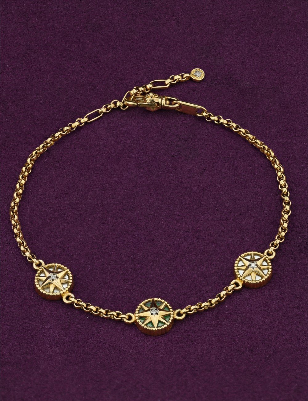 Браслет из лимонного золота c бриллиантами, малахитом и перламутром