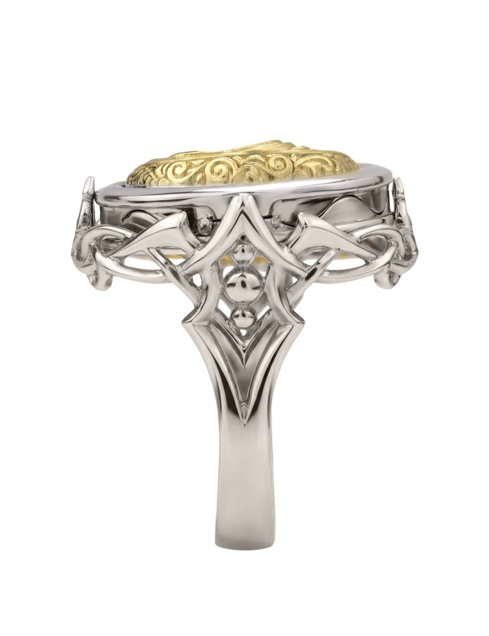 Кольцо из белого золота c ониксом и перламутром