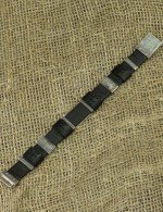 Браслет из серебра и золота c кожаным шнурком