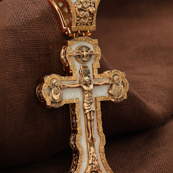 Крест из красного золота 585 пробы c бивнем мамонта