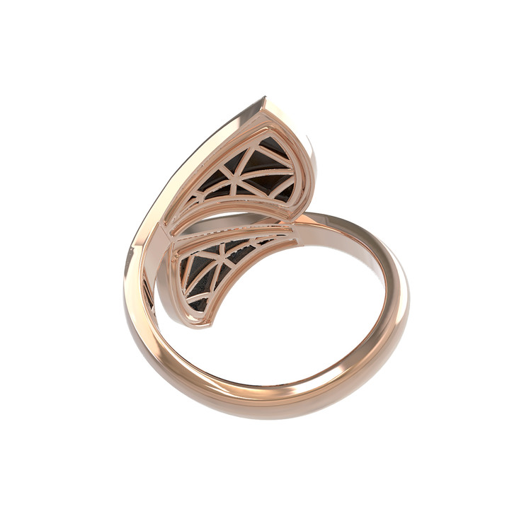 Кольцо из красного золота 585 пробы c ониксом и перламутром