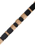 Браслет из золота c кожаным шнурком