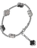 Браслет из белого золота c ониксом и перламутром