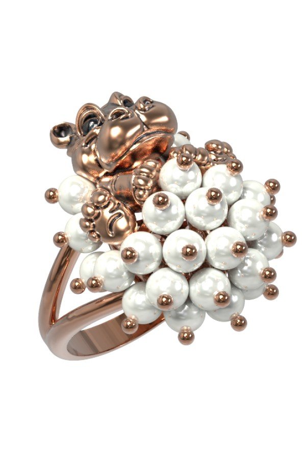 Кольцо из золота c эмалью и жемчугом