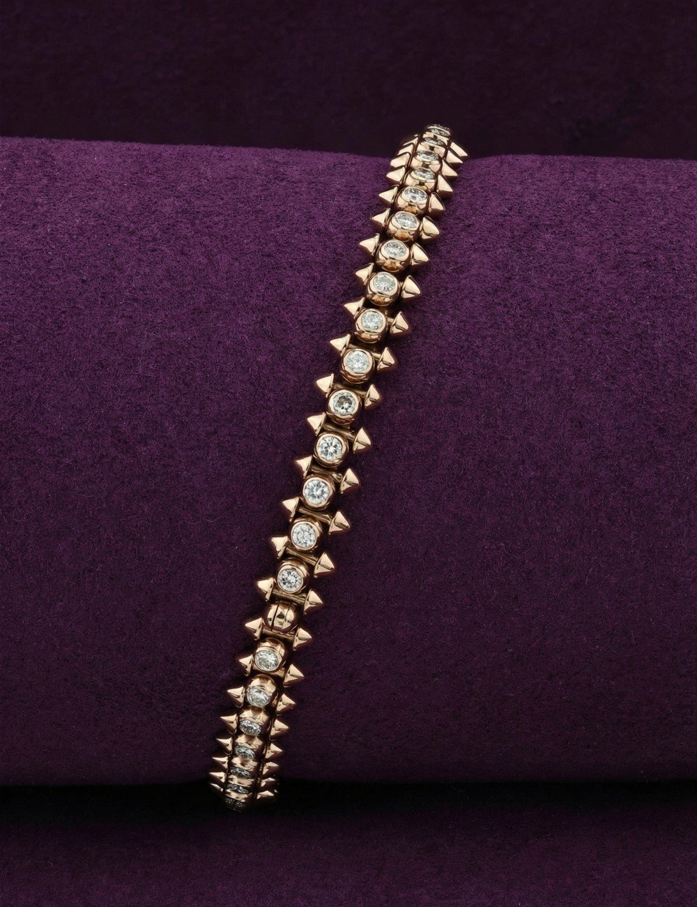 Браслет из розового золота c бриллиантами