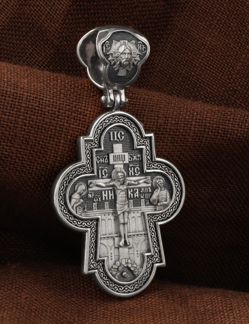 Крест из белого золота