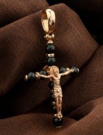 Крест из золота c ониксом