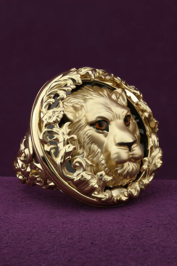 Кольцо из лимонного золота c эмалью и ониксом