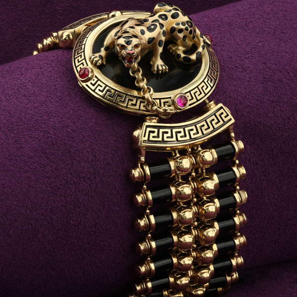 Браслет из лимонного золота 585 пробы c эмалью, ониксом и рубином