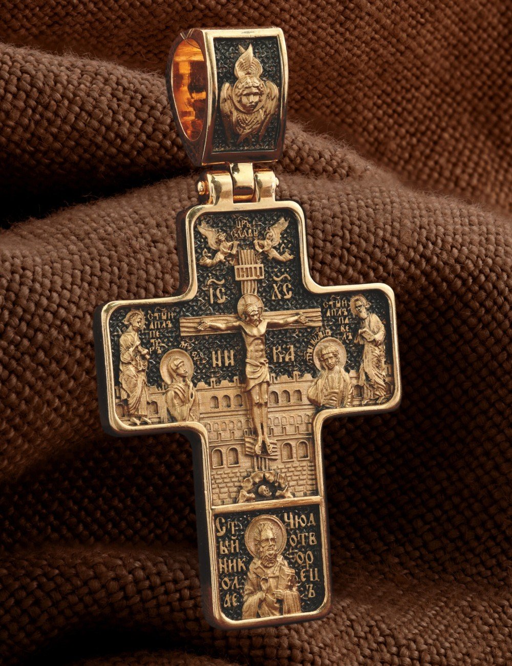 Крест из золота