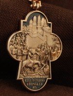 Крест из золота