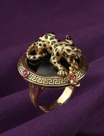 Кольцо из лимонного золота c эмалью, ониксом и рубином