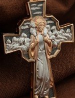 Крест из золота