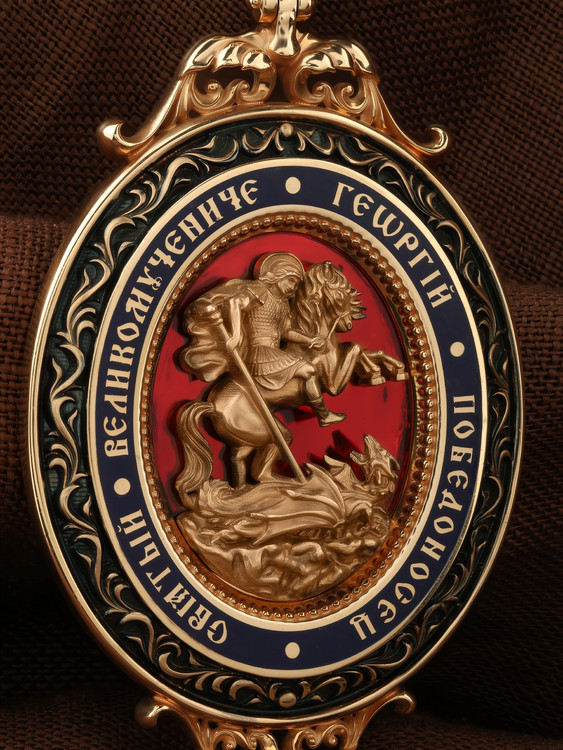 Нательная икона из красного золота 585 пробы c эмалью