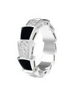 Кольцо из белого золота c бриллиантами и ониксом