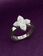 Кольцо из белого золота c бриллиантами