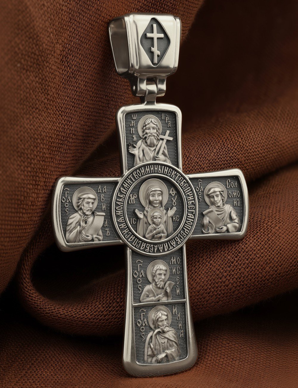 Крест из белого золота