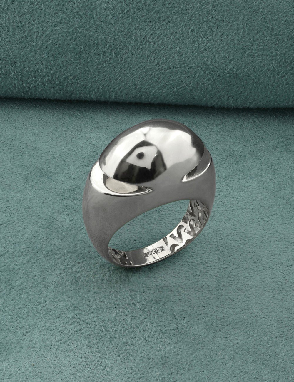 Кольцо из белого золота