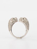 Кольцо из белого золота c бриллиантами и изумрудом