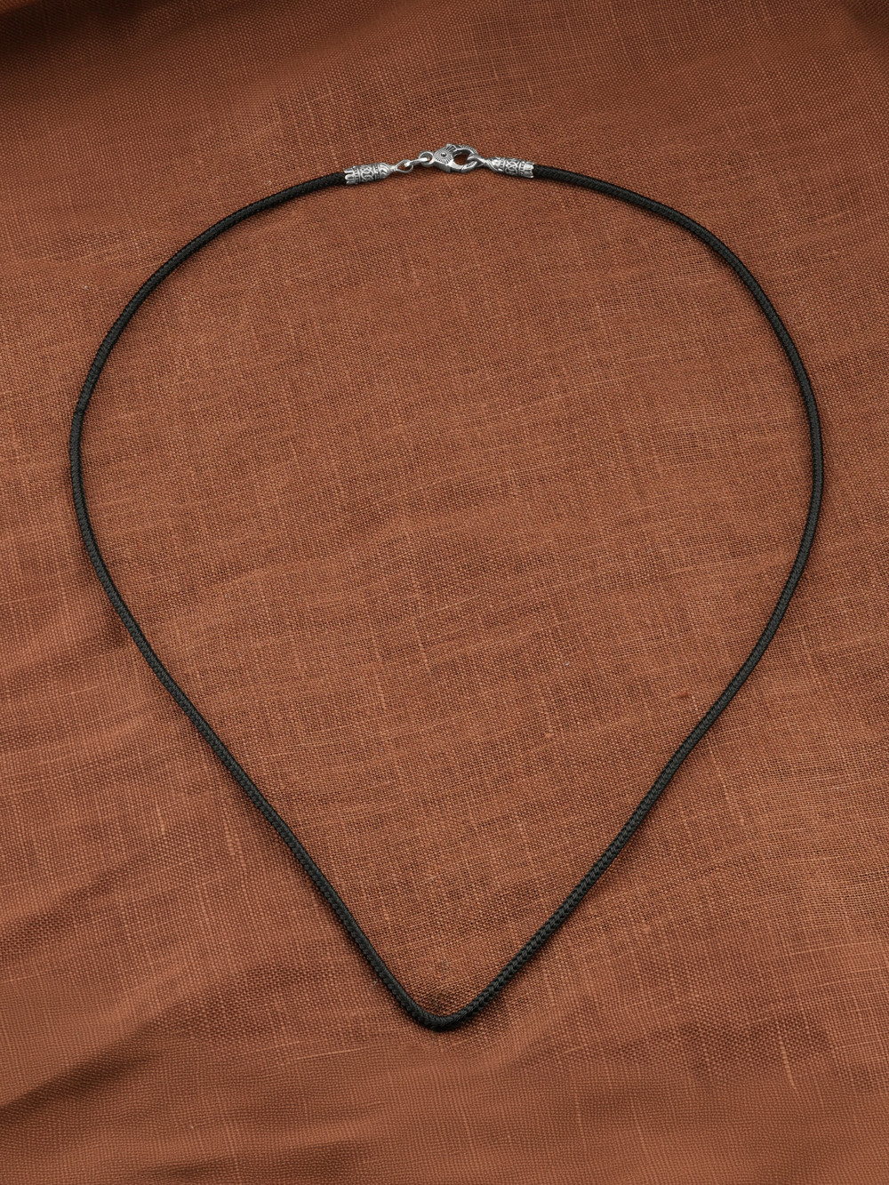 Цепь-шнурок шелк из белого золота 585 пробы c шёлковым шнурком