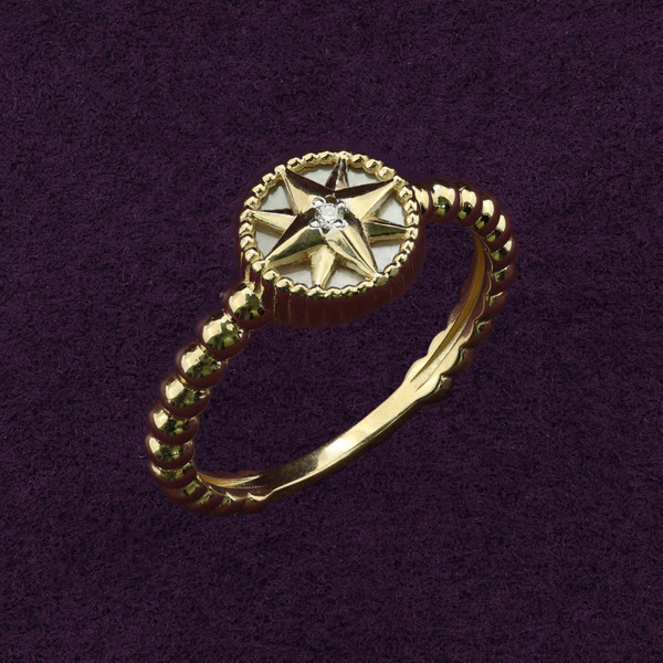 Кольцо из лимонного золота 585 пробы c бриллиантами и перламутром