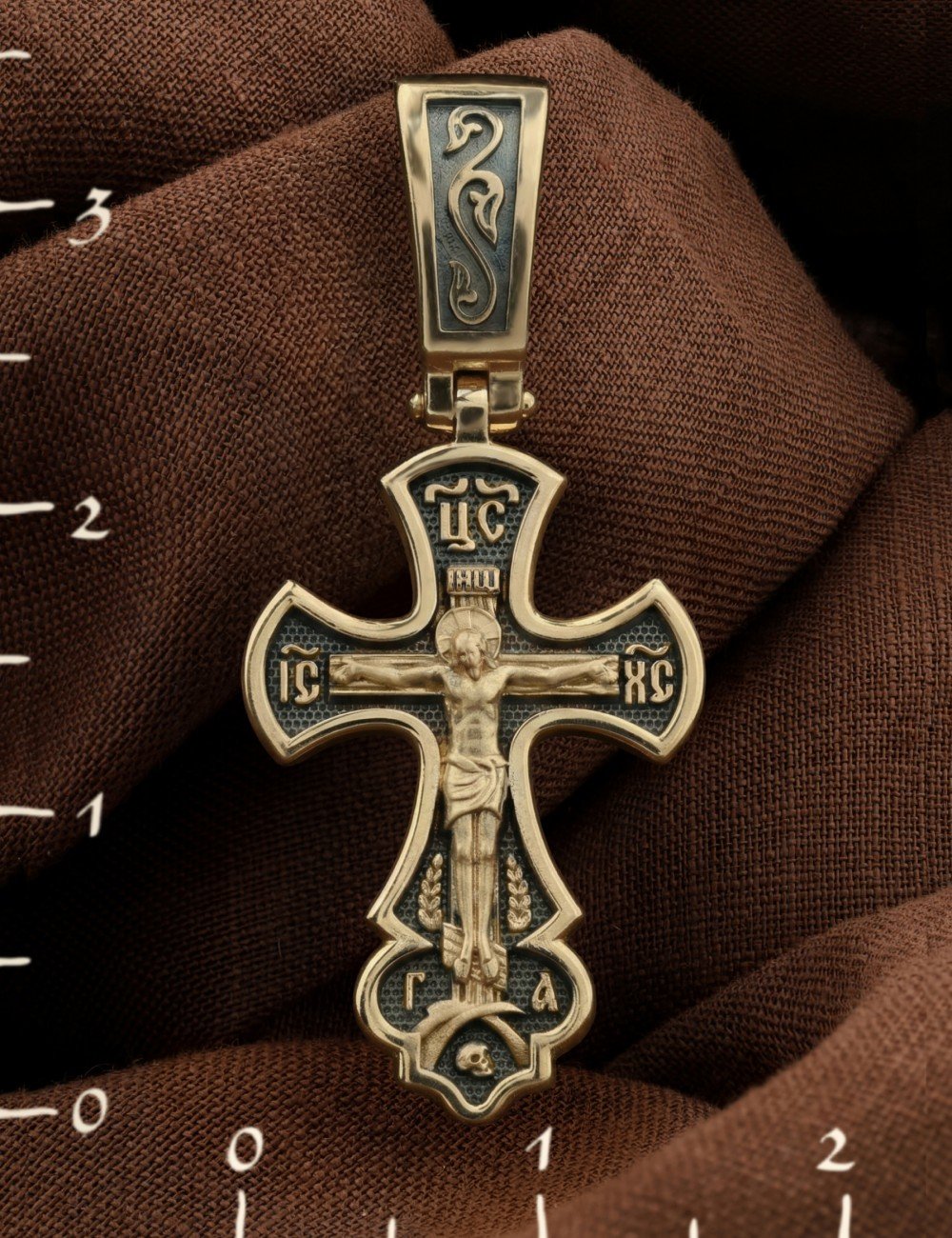 Крест из лимонного золота