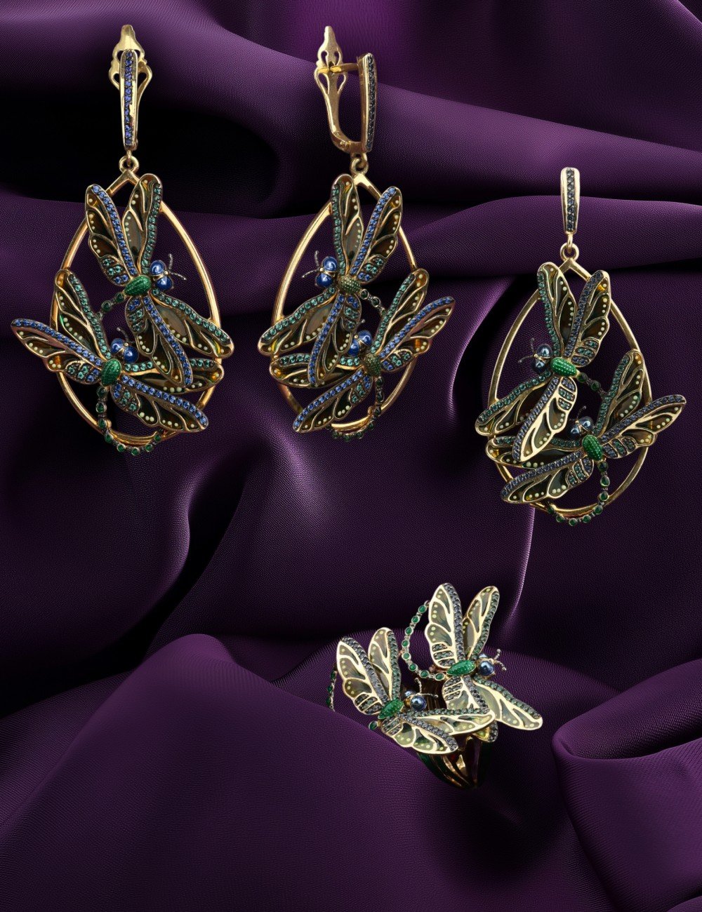 Подвеска из лимонного золота c сапфиром, изумрудом и эмалью