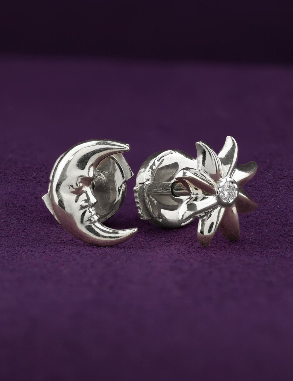 Серьги из белого золота c бриллиантами