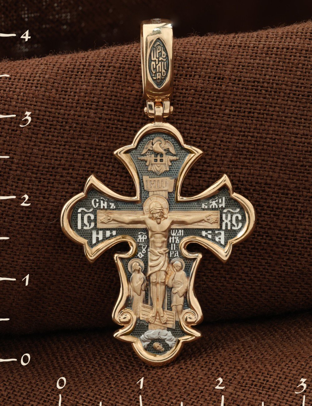 Крест из золота