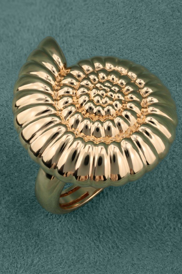 Кольцо из золота c рубином