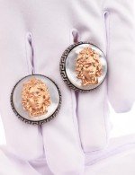 Серьги из золота c эмалью и перламутром