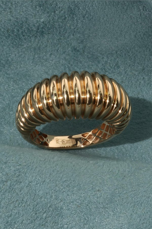 Кольцо из золота