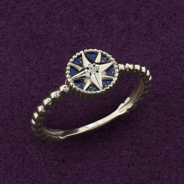 Кольцо из белого золота 585 пробы c бриллиантами и лазуритом