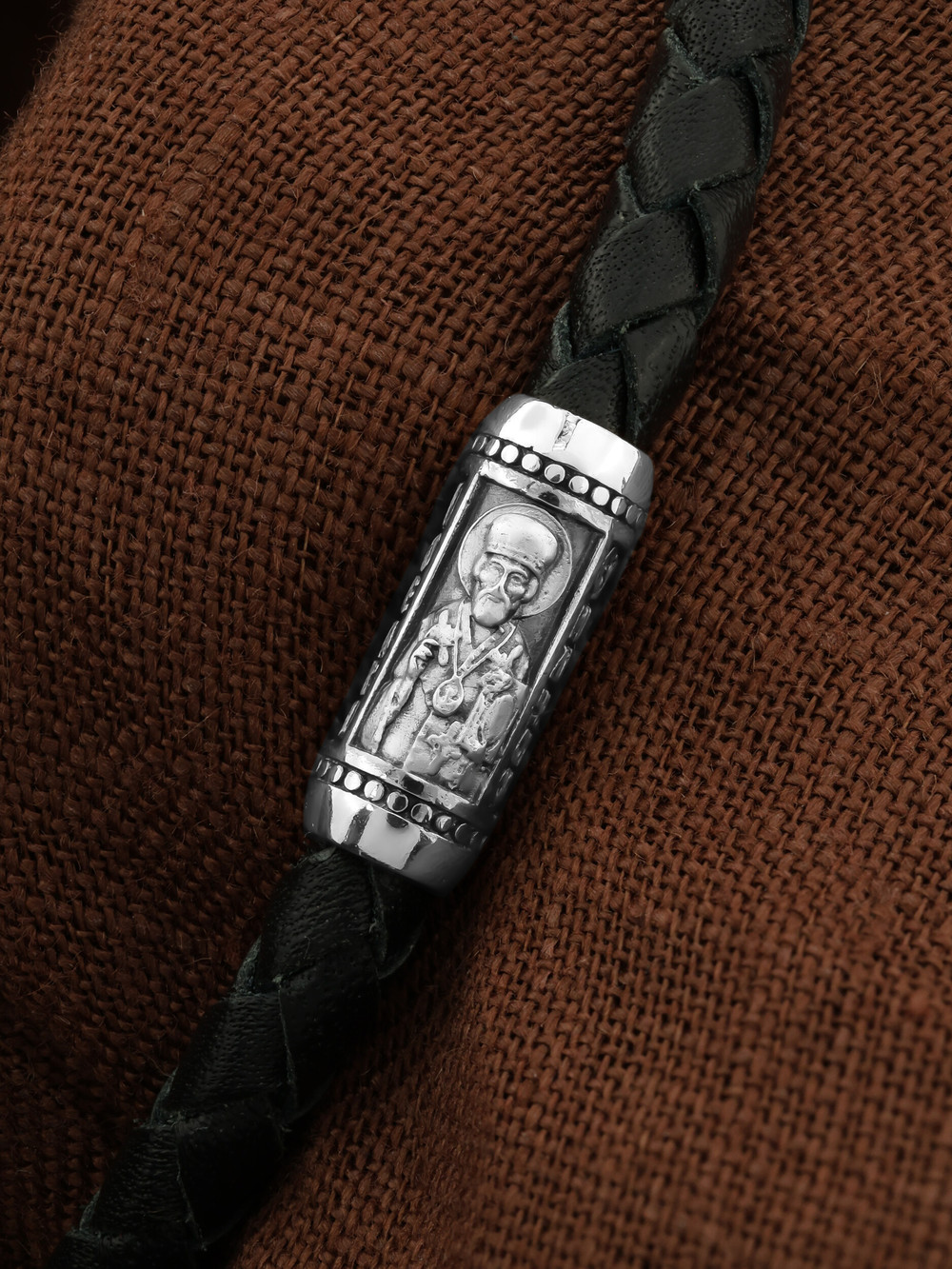 Браслет-шнурок из белого золота 585 пробы c кожаным шнурком