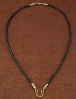 Гайтан из лимонного золота c кожаным шнурком