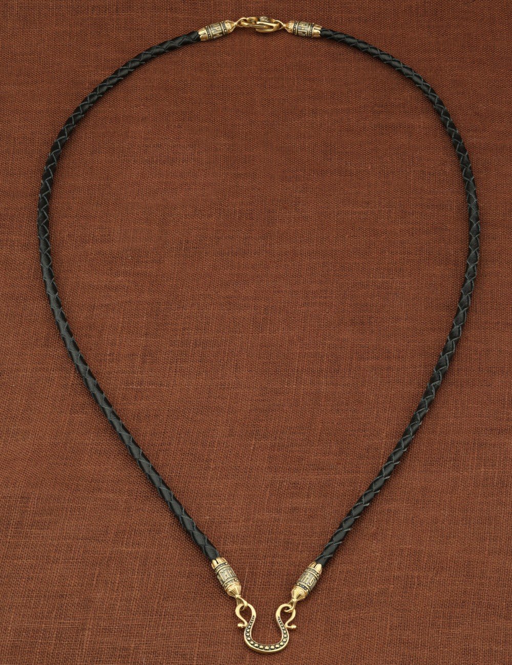 Гайтан из лимонного золота c кожаным шнурком