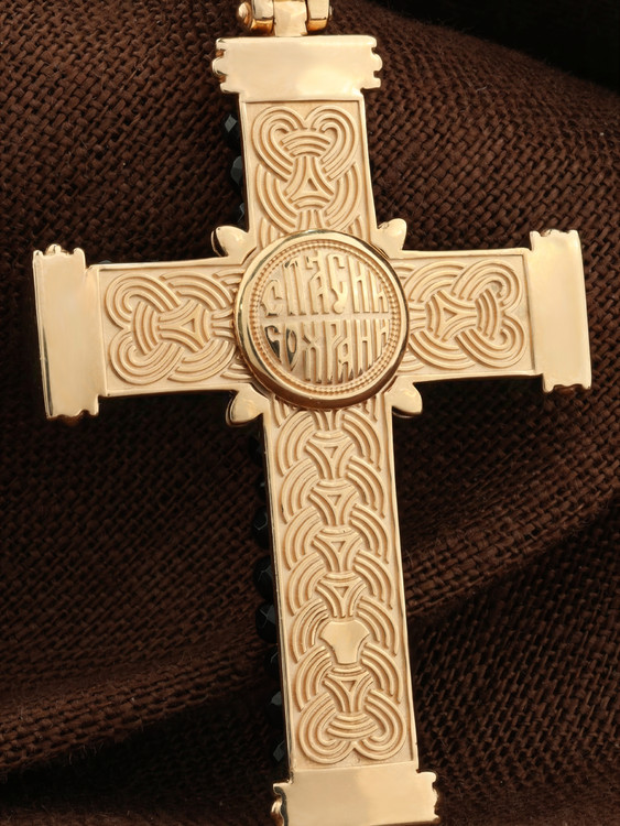 Крест из красного золота 585 пробы c ониксом