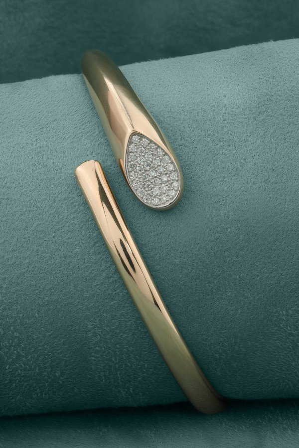 Браслет из золота c бриллиантами