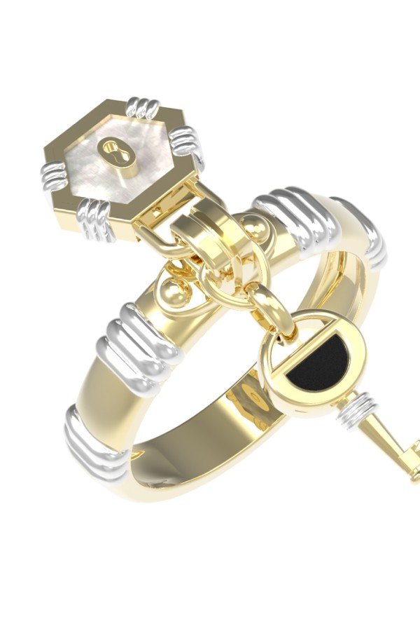 Кольцо из лимонного золота c ониксом и перламутром