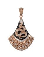 Подвеска из золота c бриллиантами и ониксом