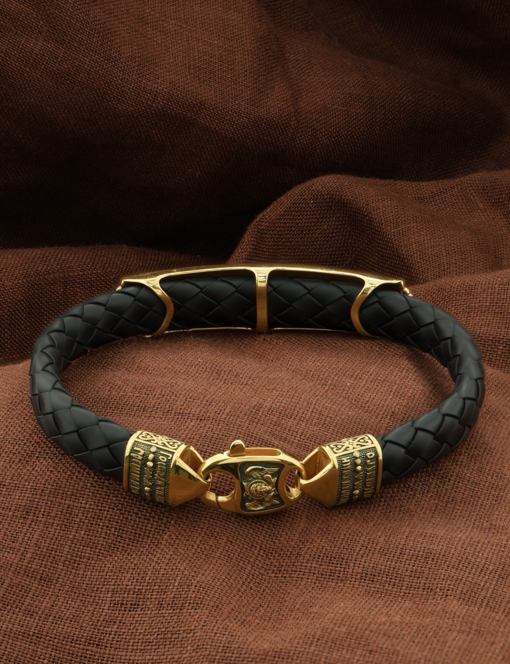 Браслет из лимонного золота c шнурком