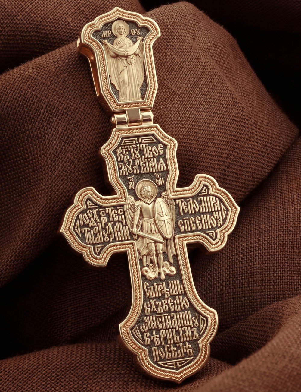 Крест из золота