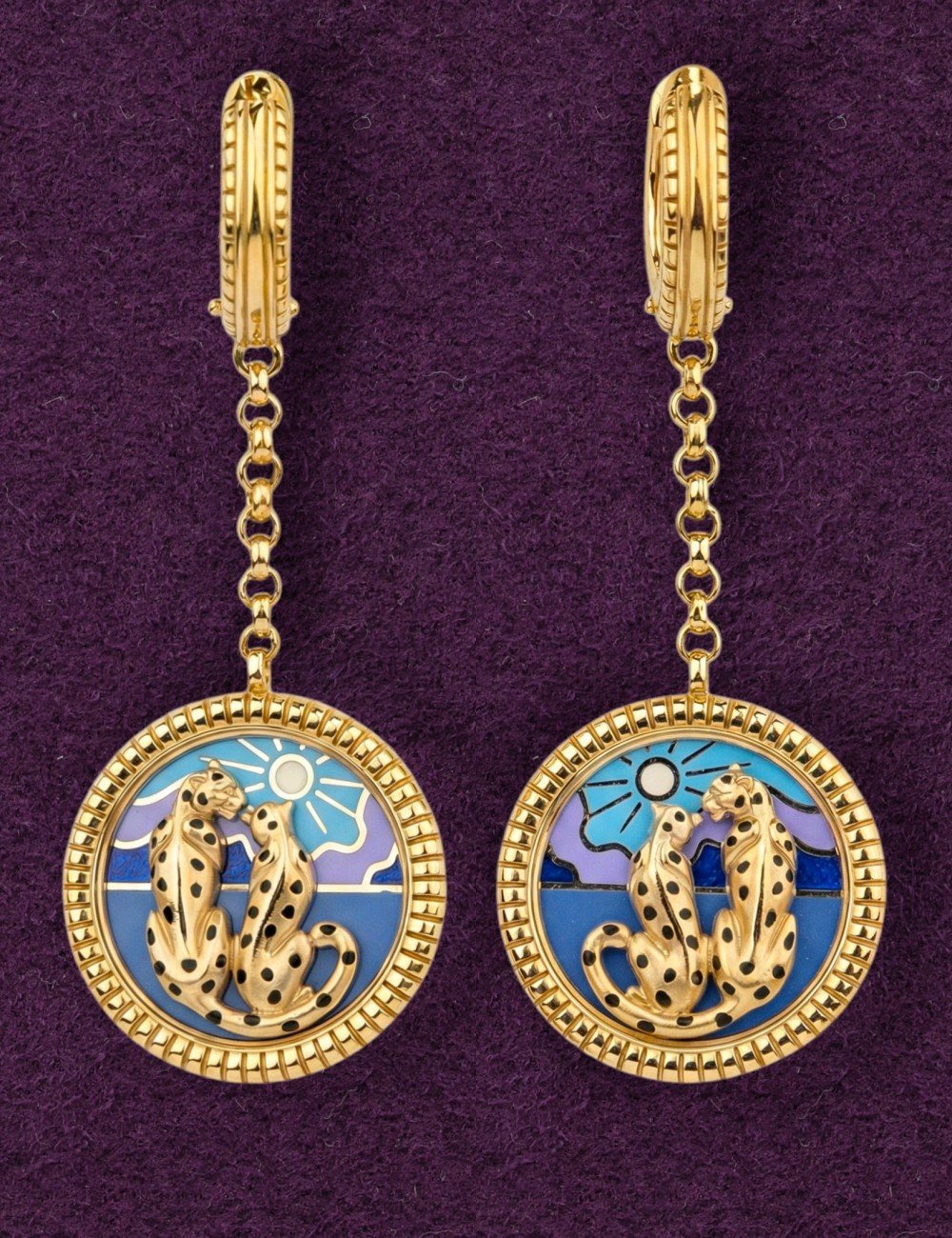 Серьги из лимонного золота c эмалью