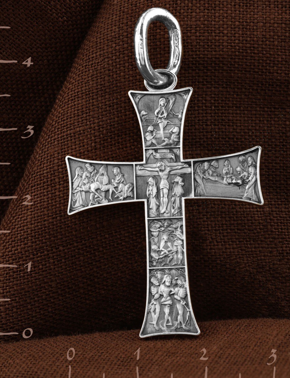 Крест из белого золота