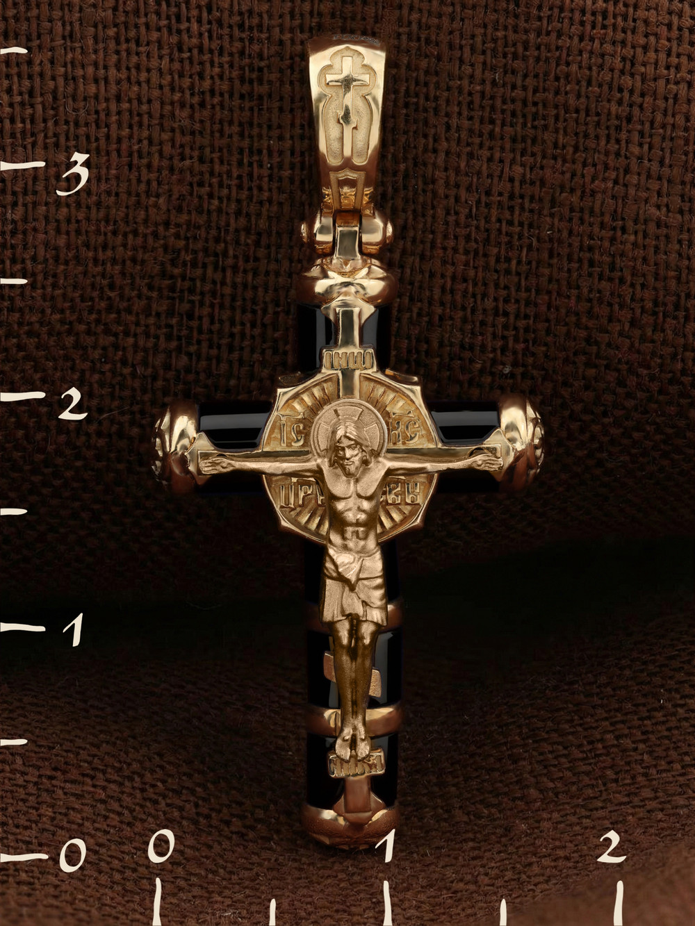 Крест из красного золота 585 пробы c ониксом