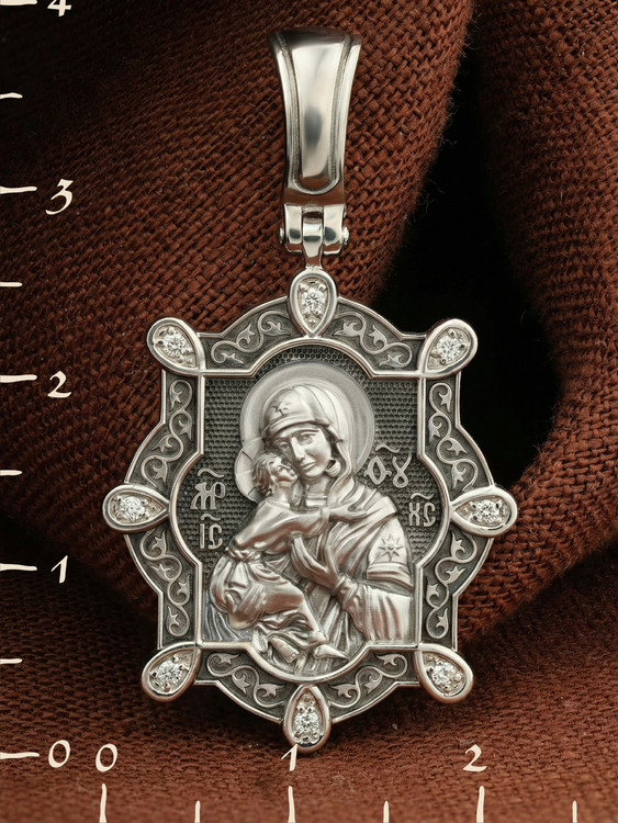 Нательная икона из белого золота 585 пробы c бриллиантами