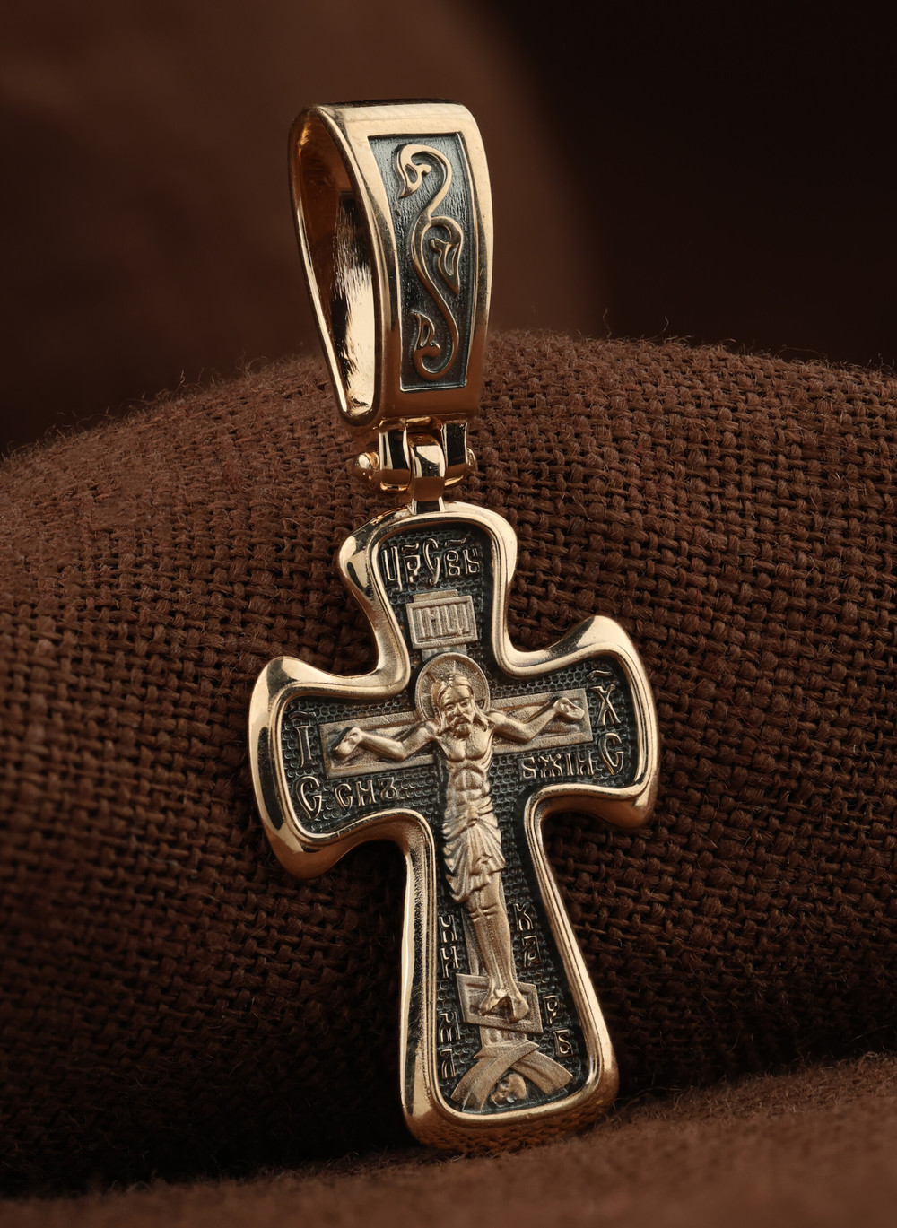 Крест из красного золота 585 пробы