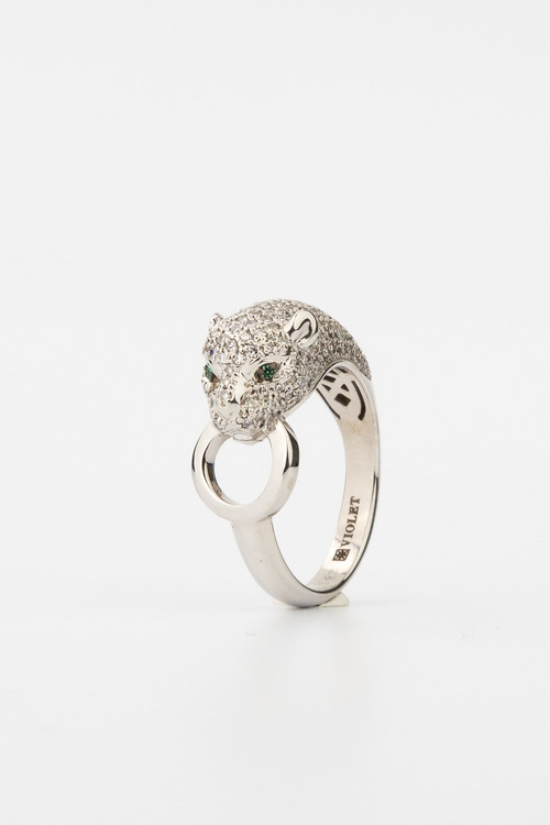 Кольцо из белого золота 585 пробы c бриллиантами и изумрудом