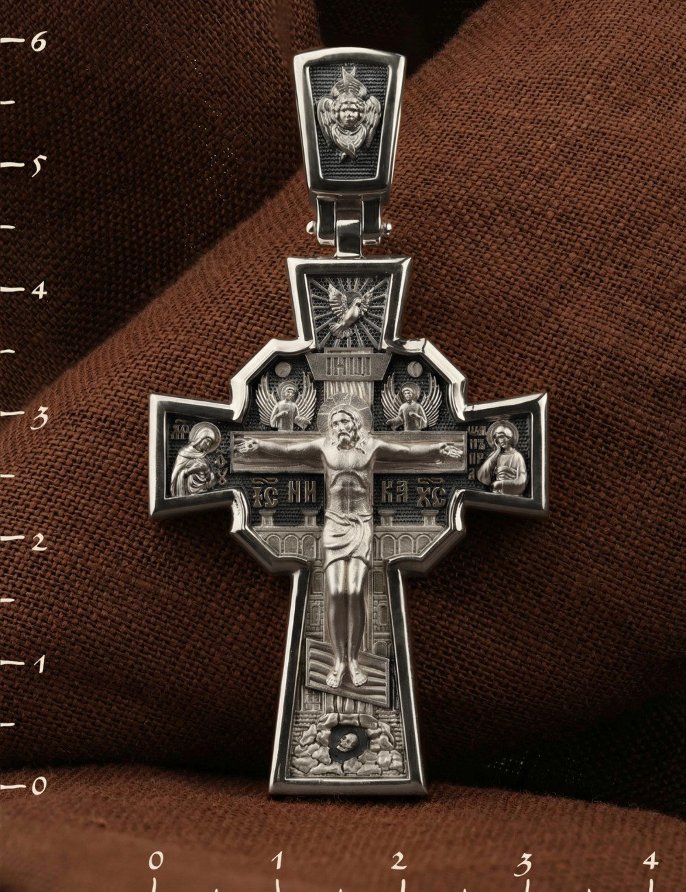 Крест из белого золота