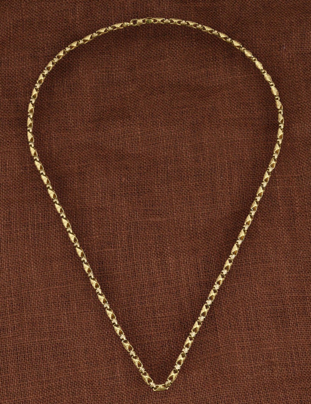 Цепь из лимонного золота